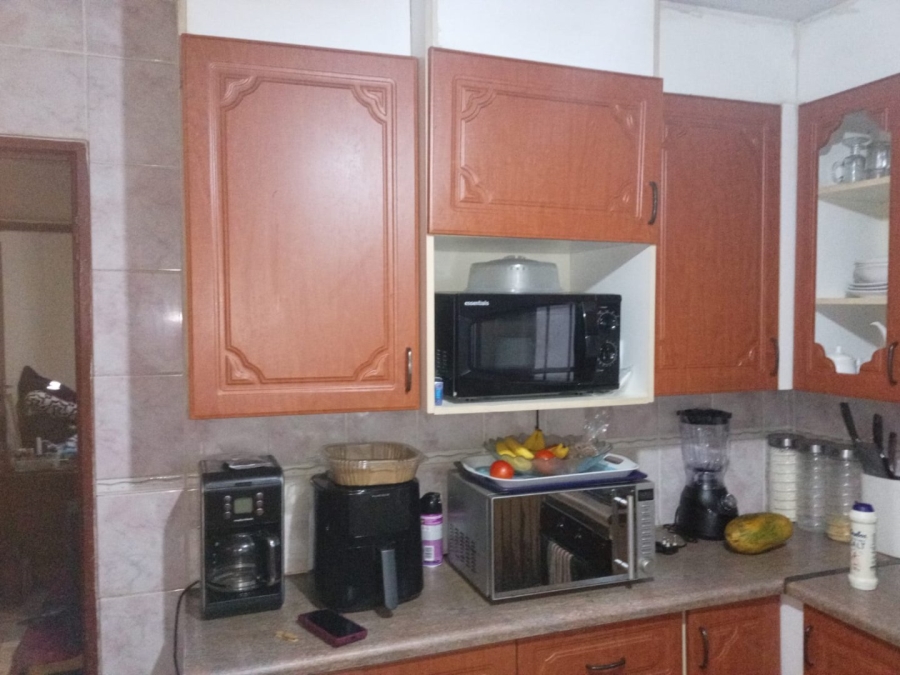 2 Bedroom Property for Sale in Mothutlung-A North West